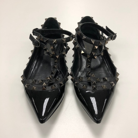 Valentino Garavani Shoes - Valentino Rockstud Noir Flats